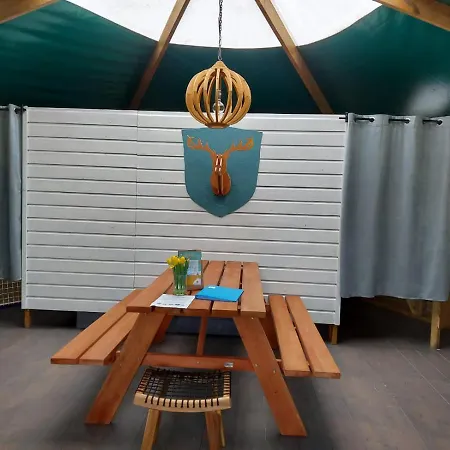 Boshuisje Campsite Voorthuizen